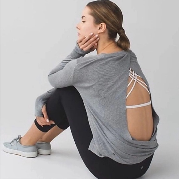 lululemon athletica Sweaters - Lululemon crew neck sweater